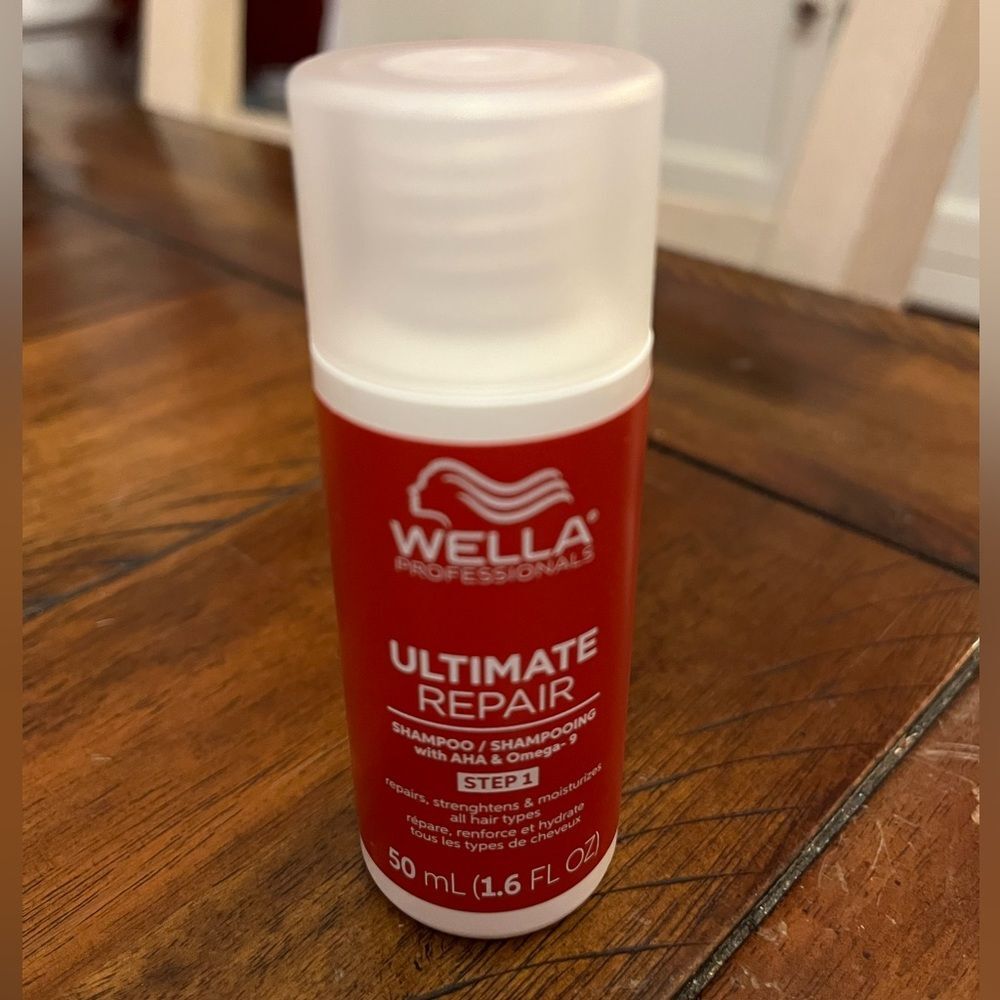 Wella Ultimate Repair Shampoo Deluxe Sample Size 1.6oz